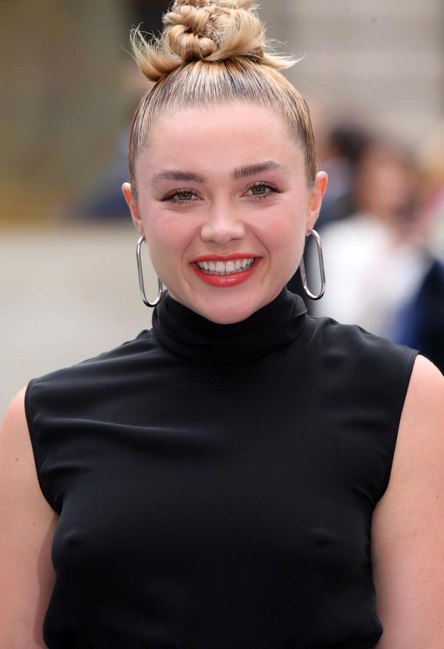 Florence Pugh Hot Braless Photos Scandal