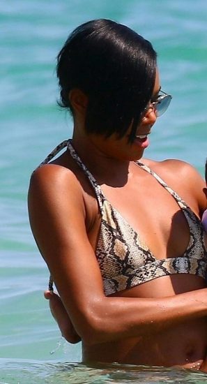 Gabrielle Union Nude LEAKED Pics & Sex Scenes 2