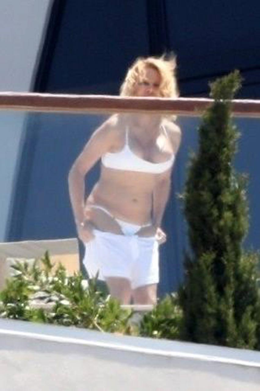 Pamela Anderson Nip Slip.