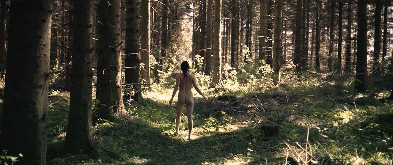 Rosalinde Mynster nude scene.
