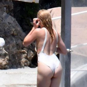 Amber Heard ass cheeks