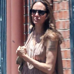 Angelina Jolie Sex Hot Hot - Angelina Jolie - Scandal Planet