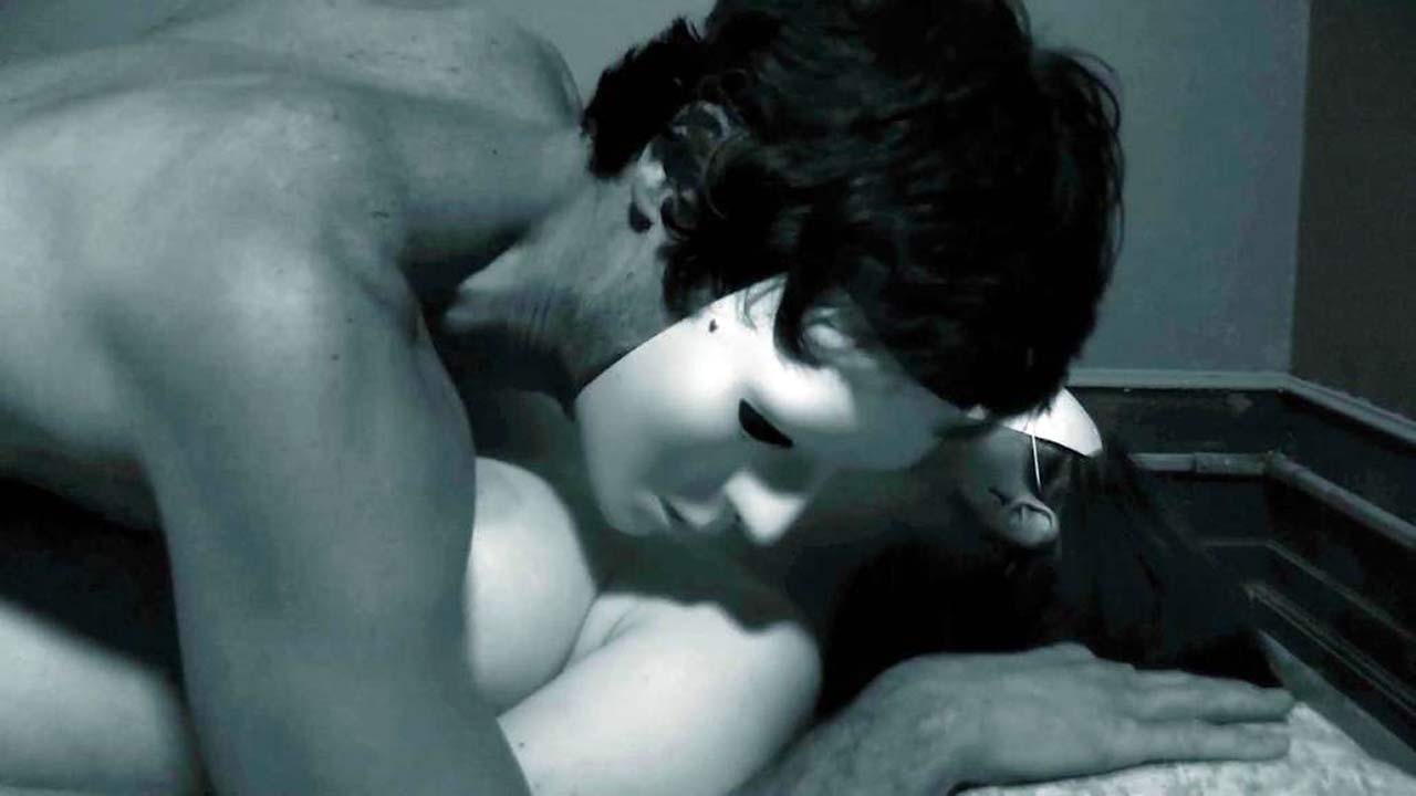 Erin R Ryan nude sex scene.