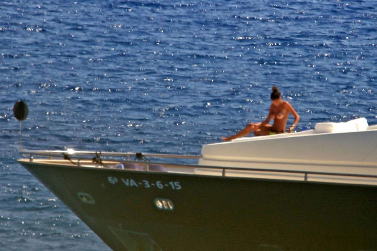 Francesca Sofia Novello Nude Tits On The Yacht Scandal Planet