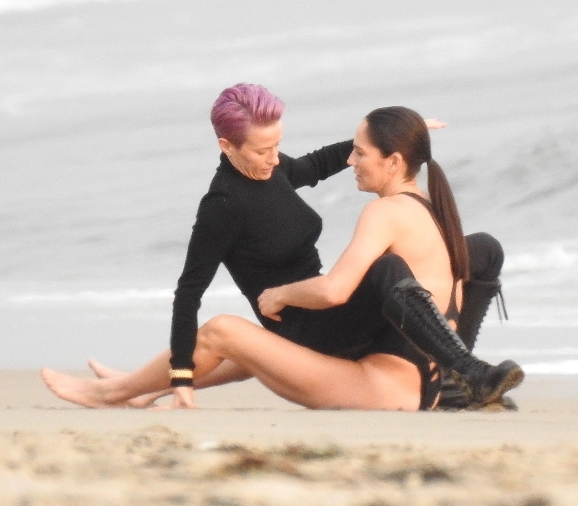 Megan Rapinoe Nude Lesbian Pics And Nip Slip At Espy Awards 