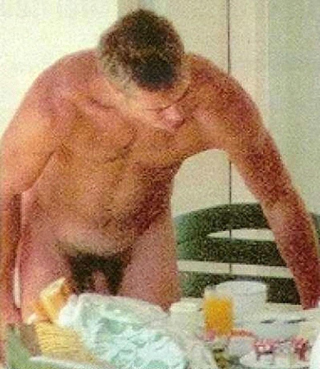 Brad Pitt nude pics.