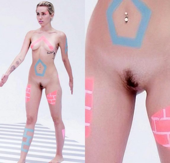 Cyrus uncensored miley nude Miley Cyrus