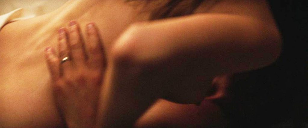Blake Lively nude boob in sex scene
