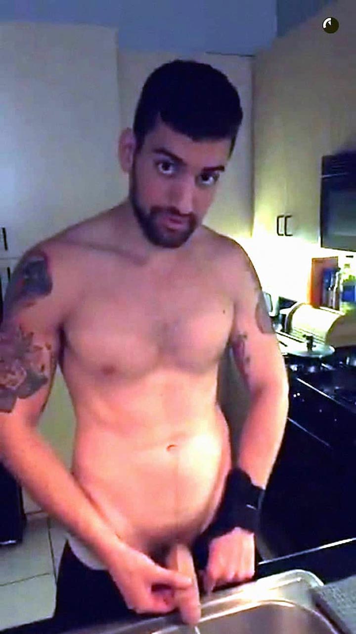 Joeysalads naked