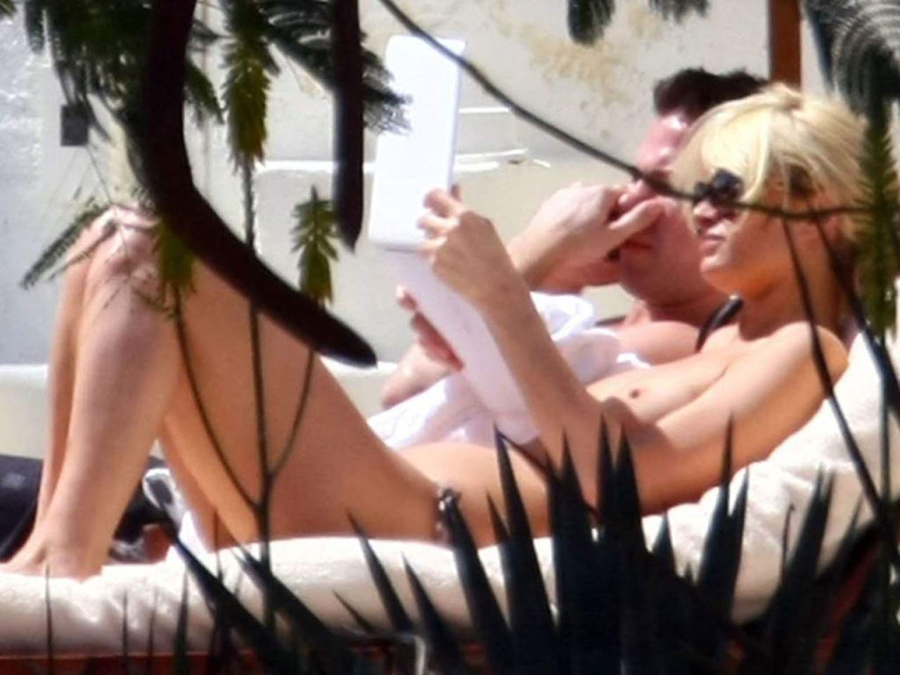 Paris Hilton Nude Pics And Famous Sex Tape Scandal Planet 7176