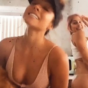 Sommer Ray Nude LEAKED Pics And Confirmed Sex Tape PORN Video 18