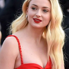 Sophie Turner Nude Pics and Porn Leaked Online [2021] 95