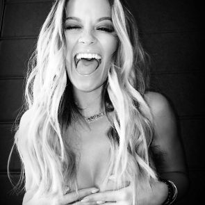 Rita Ora Nude Leaked Photos & 2020 Explicit PORN Video 13