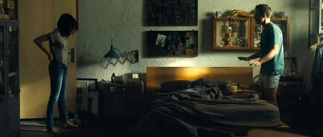 Zoe Saldana sex scene from 'Colombiana' .