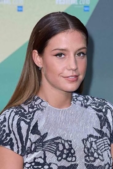 Adele Exarchopoulos Nude Pics & Topless in Sex Scenes Compilation 143