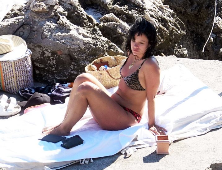 Lily Allen Nude LEAKED Pics & Porn Video Collection 15