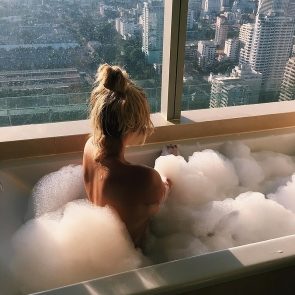 Anastasia Karanikolaou nude in bathtub