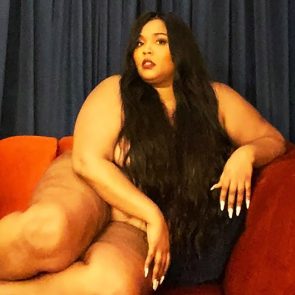 Lizzo nude posing for instagram