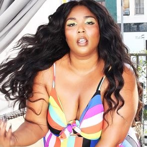 Lizzo Nude Fat Ass & Boobs – Naked Pics & LEAKED Porn Video 35