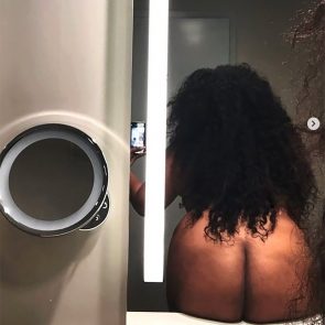 Lizzo Nude Fat Ass & Boobs - Naked Pics & LEAKED Porn Video 27. 