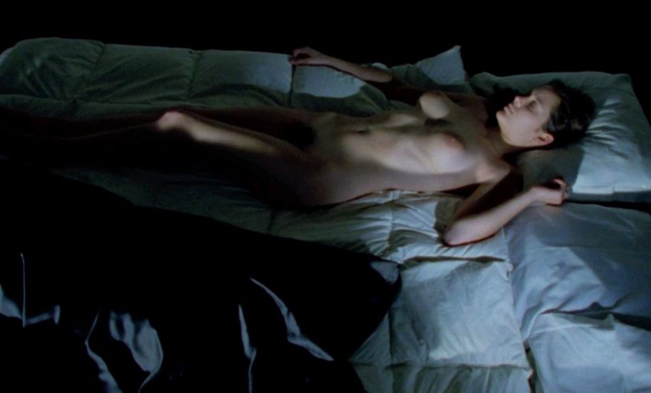 Marion Cotillard naked in sex scene