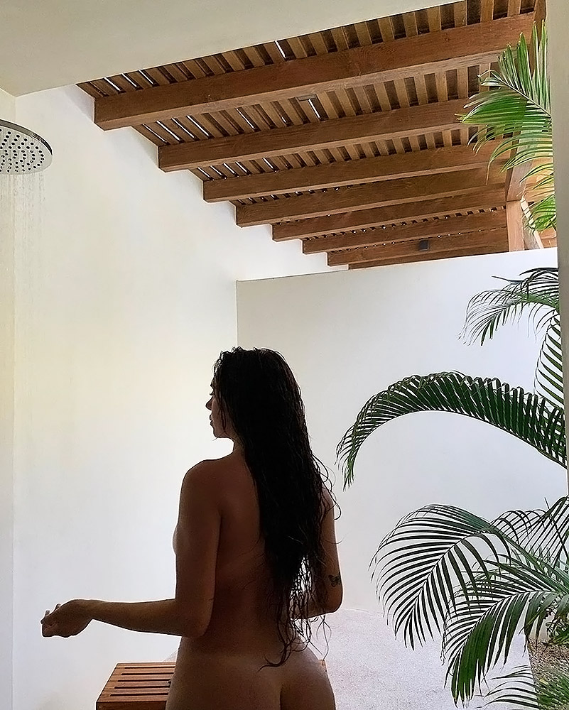 Anastasia Karanikolaou Nude Pics.