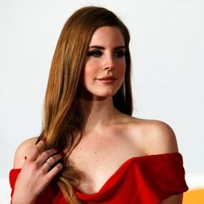 Lana Del Rey Nude & Sexy Pics And PORN Video 312