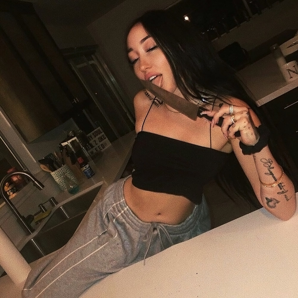Noah cyrus leaked nudes - 🧡 Noah Cyrus Nude LEAKED Pics And Hot P...