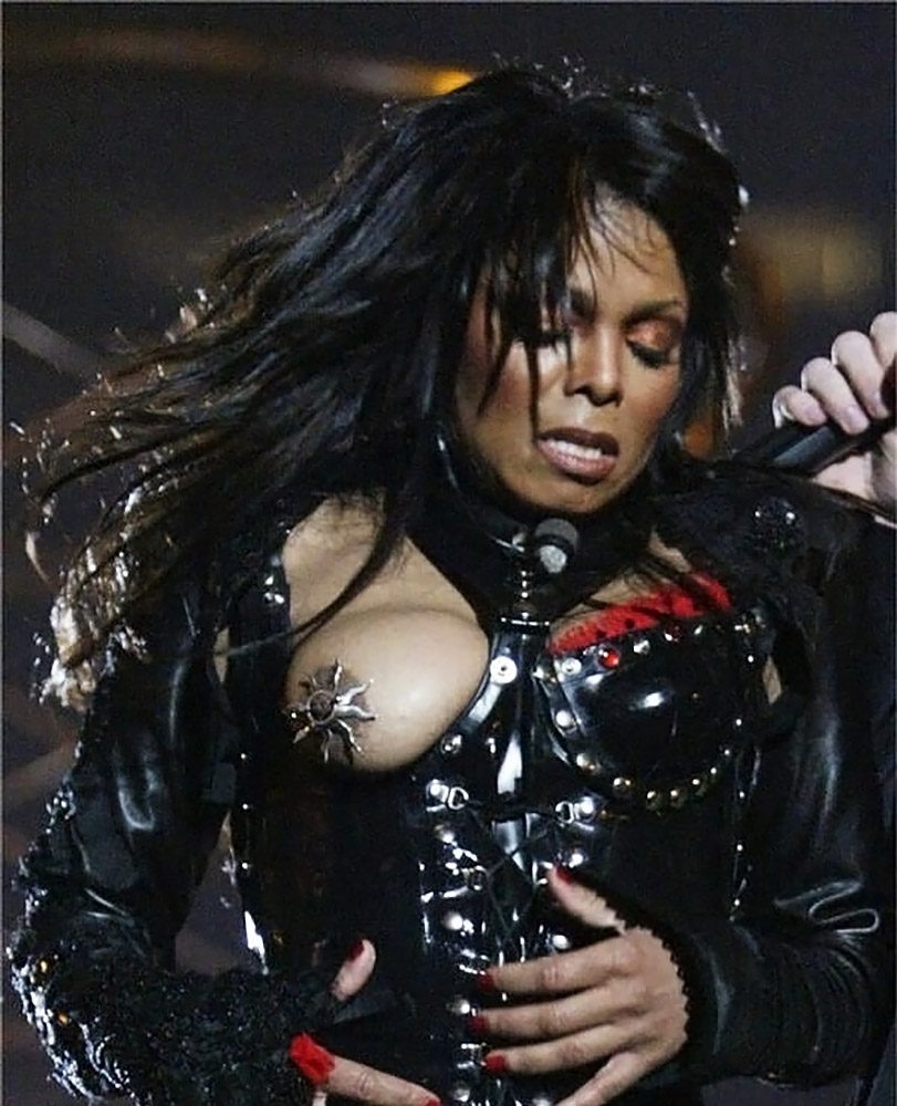 Public Janet Jackson Tit Slip.