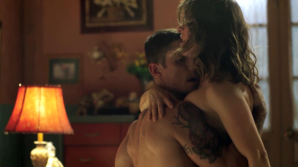 Kate del Castillo nude and sex scenes.
