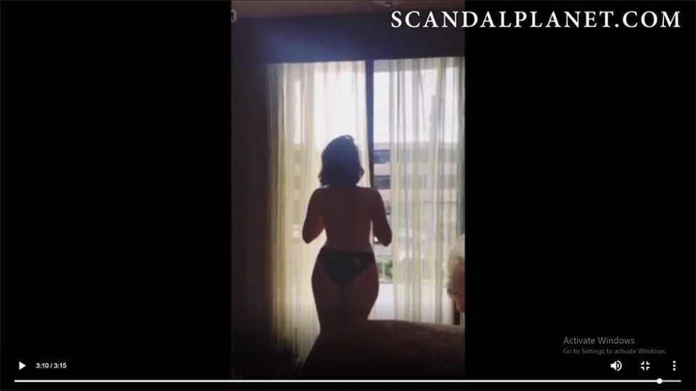 Milana Vayntrub Nude LEAKED Pics & Sex Tape 27