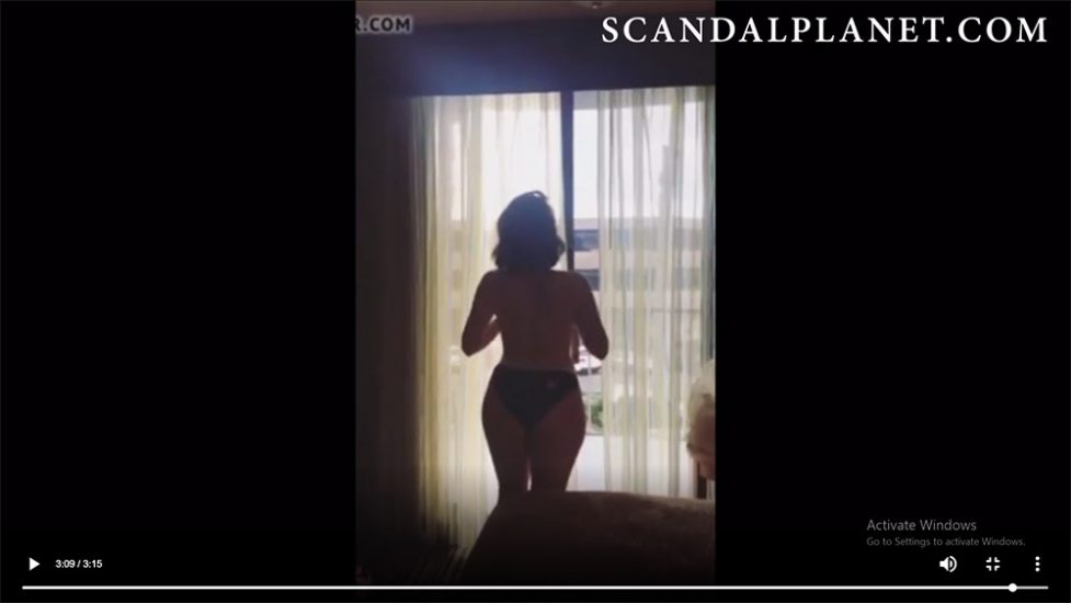 Milana Vayntrub Nude LEAKED Pics & Sex Tape 29