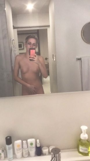 Kristen Stewart Nude Leaked Pics and Porn and Scenes 15