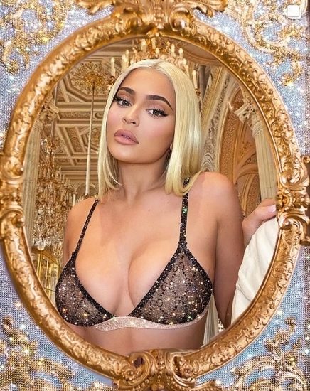 Kylie Jenner Nude and PORN With Travis Scott Leaked ! 2020 News! 55