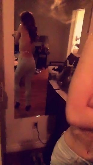 Bella Thorne Nude Instagram