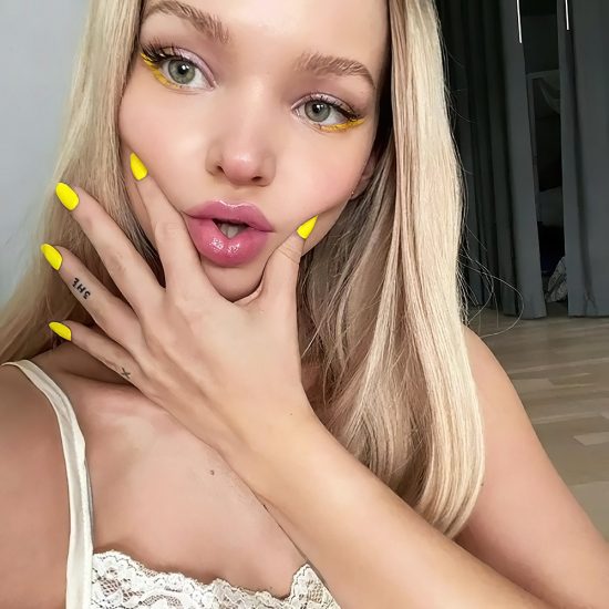 Dove Cameron Nude LEAKED Snapchat Pics & Sex Tape 19