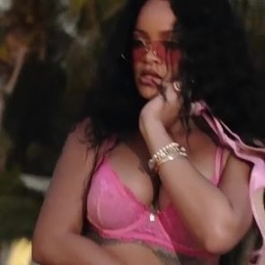 Rihanna Naked Leaks and PORN Sex Tape [2021 NEWS] 2796