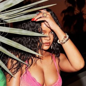 Rihanna Nude Leaks and PORN Sex Tape [2020 NEWS] 66