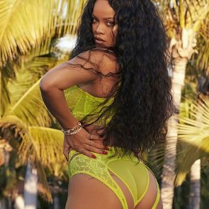 Rihanna Nude Leaks and PORN Sex Tape [2020 NEWS] 61