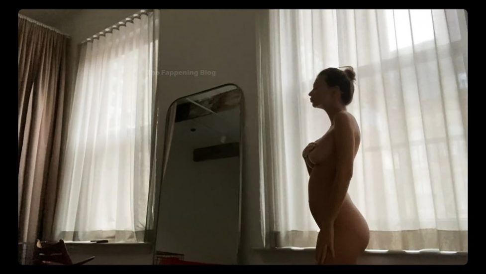 Emily Ratajkowski Nude, Topless And LEAKED Porn Video 77