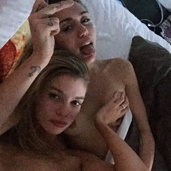 Stella Maxwell Nude LEAKED Photos & Sex Tape Porn Video 66