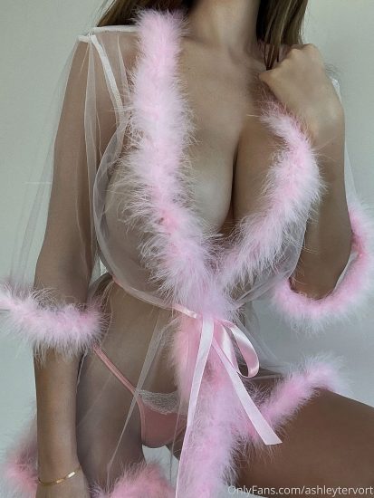 Ashley Tervort Nude LEAKED Photos & Lesbo Sex Tape 150