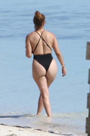 Jennifer Lopez Nude Pics and Naked Sex Videos 78