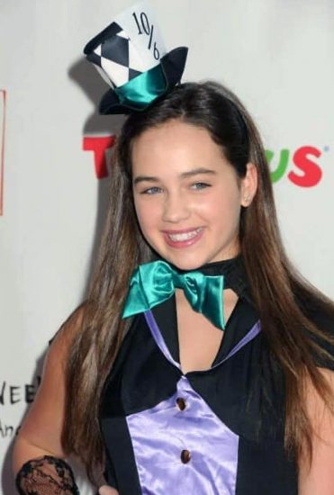 Mary Mouser Nude Pics and Porn LEAKED Online 304
