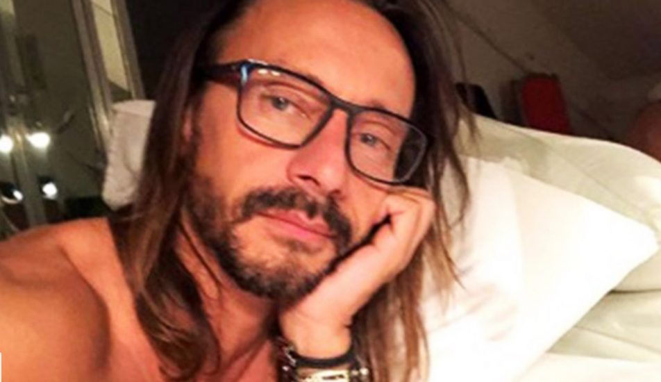 Bob Sinclar NUDE On The Beach & Shirtless, Bulge & Hot Pics 77