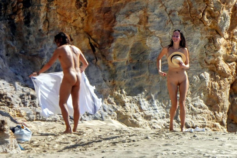 Bob Sinclar NUDE On The Beach & Shirtless, Bulge & Hot Pics 140