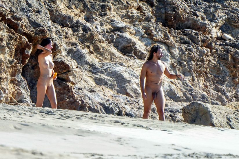 Bob Sinclar NUDE On The Beach & Shirtless, Bulge & Hot Pics 154