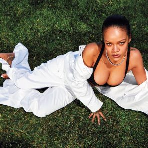 Rihanna Naked Leaks and PORN Sex Tape [2021 NEWS] 247