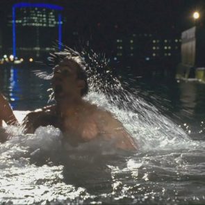 Anna Faris nude tits in pool