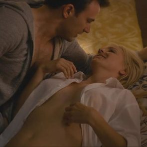 Anna Faris naked in bed
